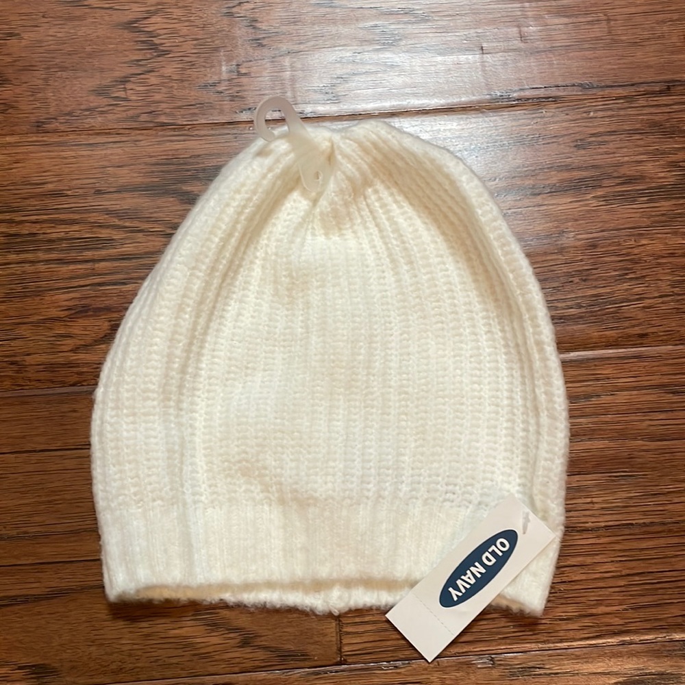 NWT Old Navy Beanie